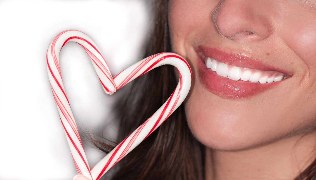 You are currently viewing 5 Ways To Brighten Your Smile Before the Holidays!